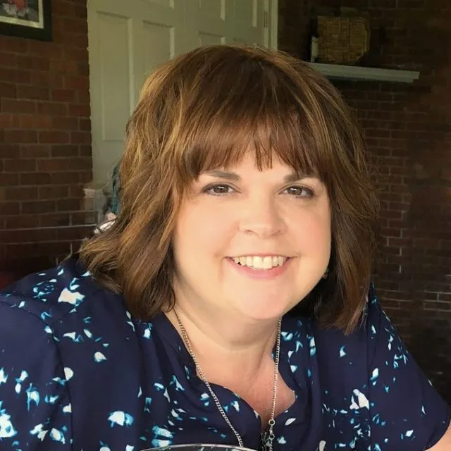 Michele Leslie